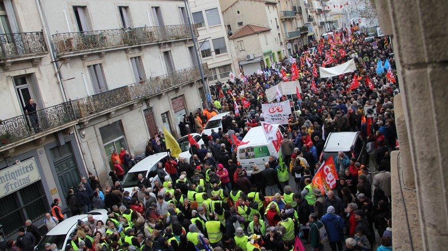 Los "chalecos amarillos" convocaron a una nueva marcha masiva contra Macron para el 24 de octubre