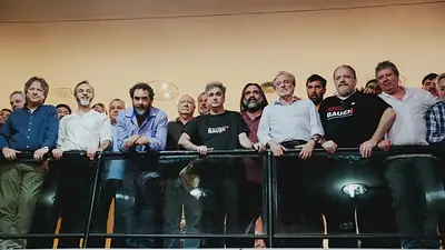 Los trabajadores del BAUEN resisten el desalojo con una jornada cultural Los trabajadores del BAUEN resisten el desalojo con una jornada cultural