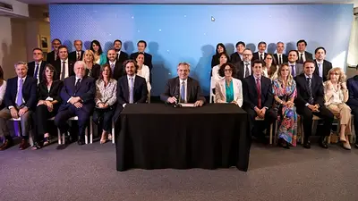 Funcionarios de alto rango no podrán comprar dólar ahorro Funcionarios de alto rango no podrán comprar dólar ahorro