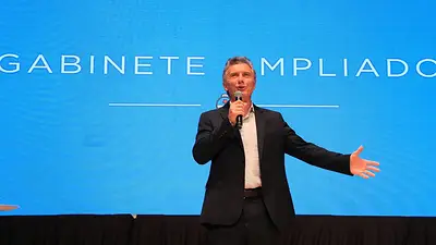 Renunció Patricia Bullrich y todo el gabinete de Mauricio Macri Renunció Patricia Bullrich y todo el gabinete de Mauricio Macri