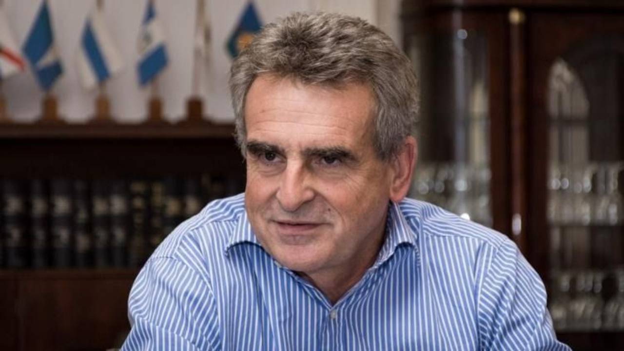 Agustín Rossi, sobre las rejas de la Plaza de Mayo: "La dirigencia ya no está alejada de la sociedad"