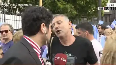 El delirante relato de un afectado por Mauricio Macri que todavía lo apoya El delirante relato de un afectado por Mauricio Macri que todavía lo apoya