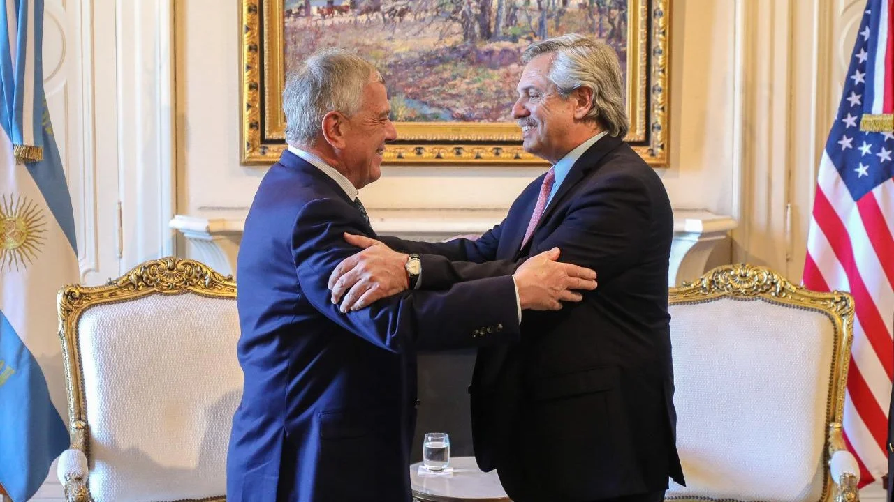 Alberto Fernández almorzó con un enviado de Estados Unidos
