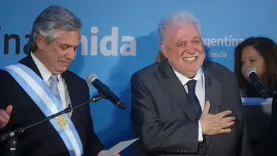 Ginés González García denunció que el Gobierno de Macri dejó abandonadas vacunas en la Aduana Ginés González García denunció que el Gobierno de Macri dejó abandonadas vacunas en la Aduana