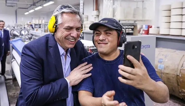 Alberto Fernández lanza el Plan Estratégico Automotor 2030 para reactivar la industria argentina