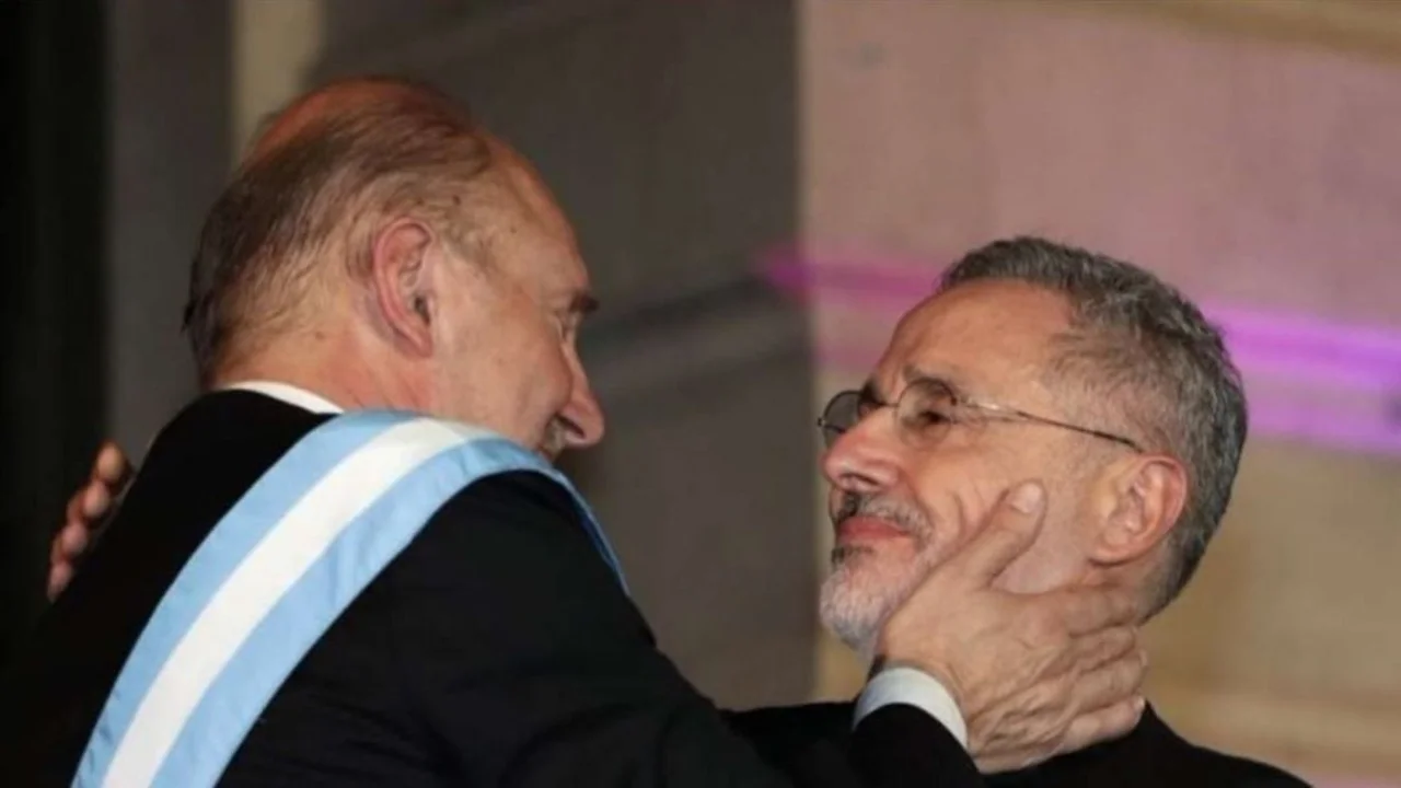 Santa Fe: ministro de Omar Perotti se enojó y le mandó un fuerte audio al jefe de la Policía de Rosario