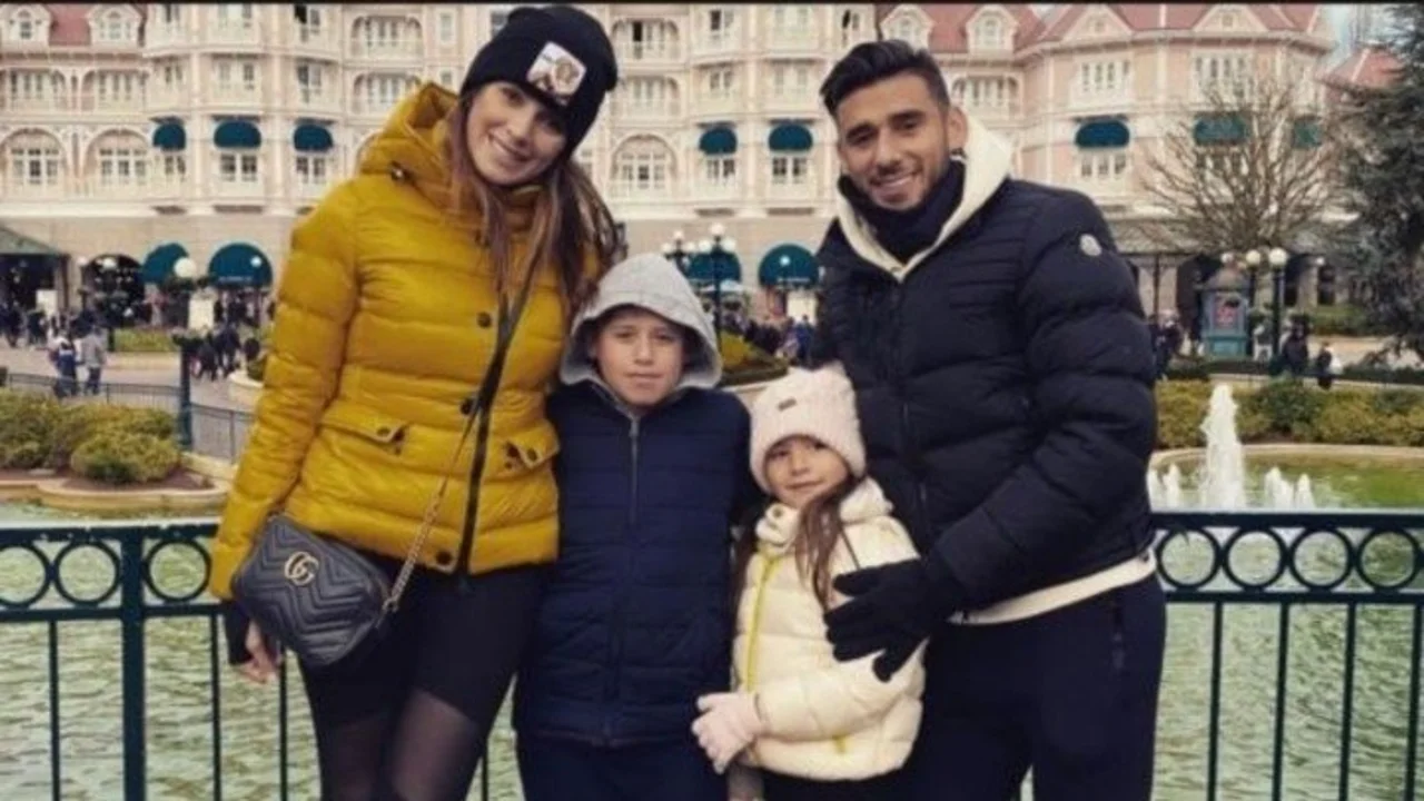 Eduardo 'Toto' Salvio se cruzó con un hincha de Boca que lo increpó en Instagram