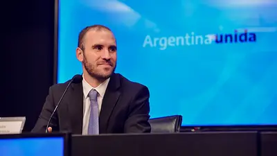 Martín Guzmán propone un canje a la deuda reperfilada por Mauricio Macri Martín Guzmán propone un canje a la deuda reperfilada por Mauricio Macri