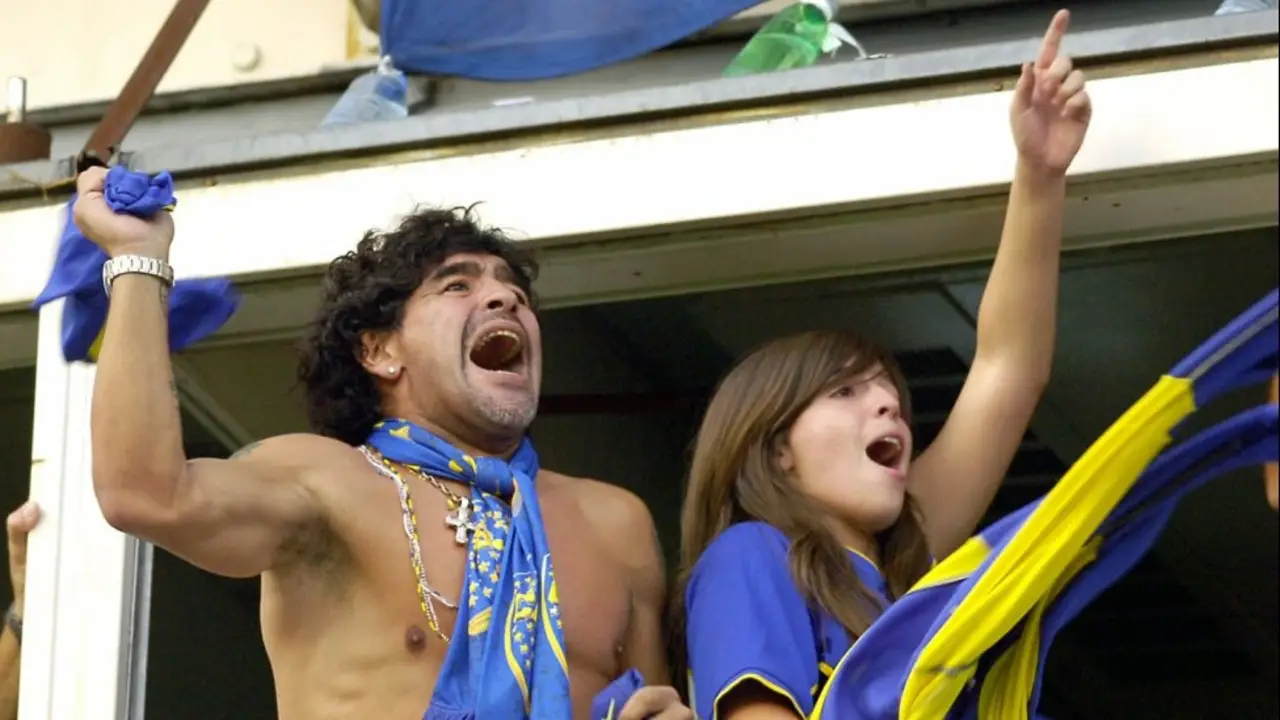Diego Maradona eligió la canción de Boca por el descenso de River como la que más le gusta