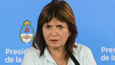 El escandaloso tuit con el que Patricia Bullrich atacó al gobierno de Alberto Fernández: "¡Monarquía!" El escandaloso tuit con el que Patricia Bullrich atacó al gobierno de Alberto Fernández: "¡Monarquía!"