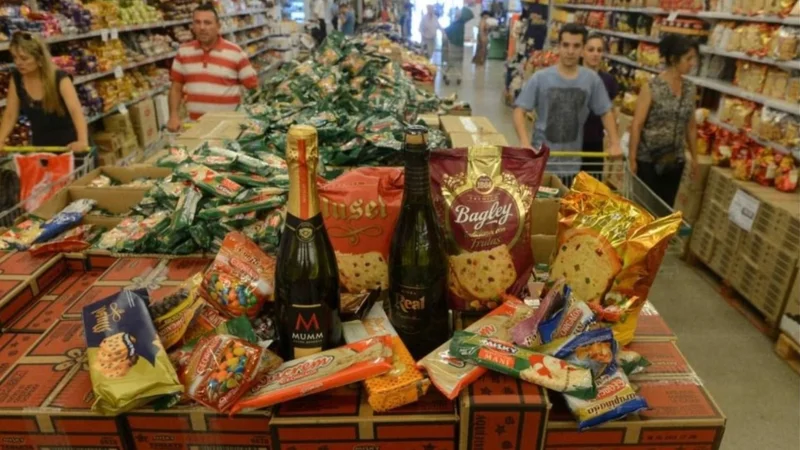 El Gobierno lanzó una canasta navideña a $199: qué productos tiene y dónde se consigue 