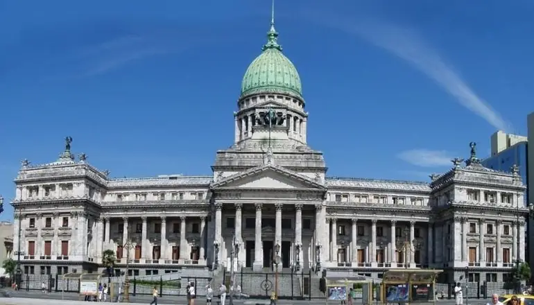 Piden suspender la creación de offshores argentinas