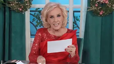 Mirtha Legrand y Nacho Viale deben pagar $5,3 millones por evasión de aportes de sus choferes Mirtha Legrand y Nacho Viale deben pagar $5,3 millones por evasión de aportes de sus choferes