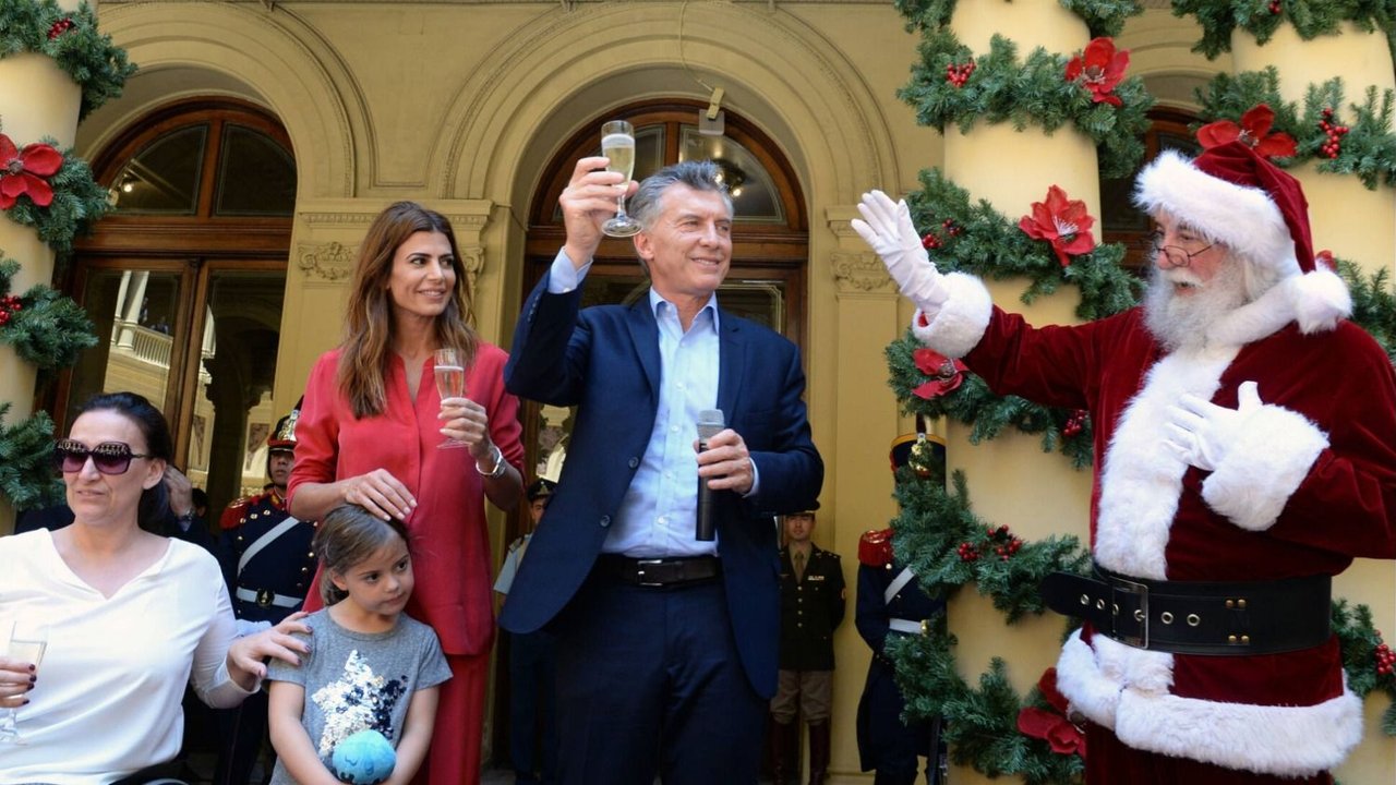 Con un mensaje "cristinista", Mauricio Macri volvió a las redes sociales por la Navidad 