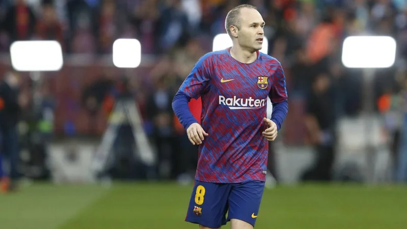 Juan Sebastián Verón confirmó que inició conversaciones con Andrés Iniesta para incorporarlo a Estudiantes de La Plata