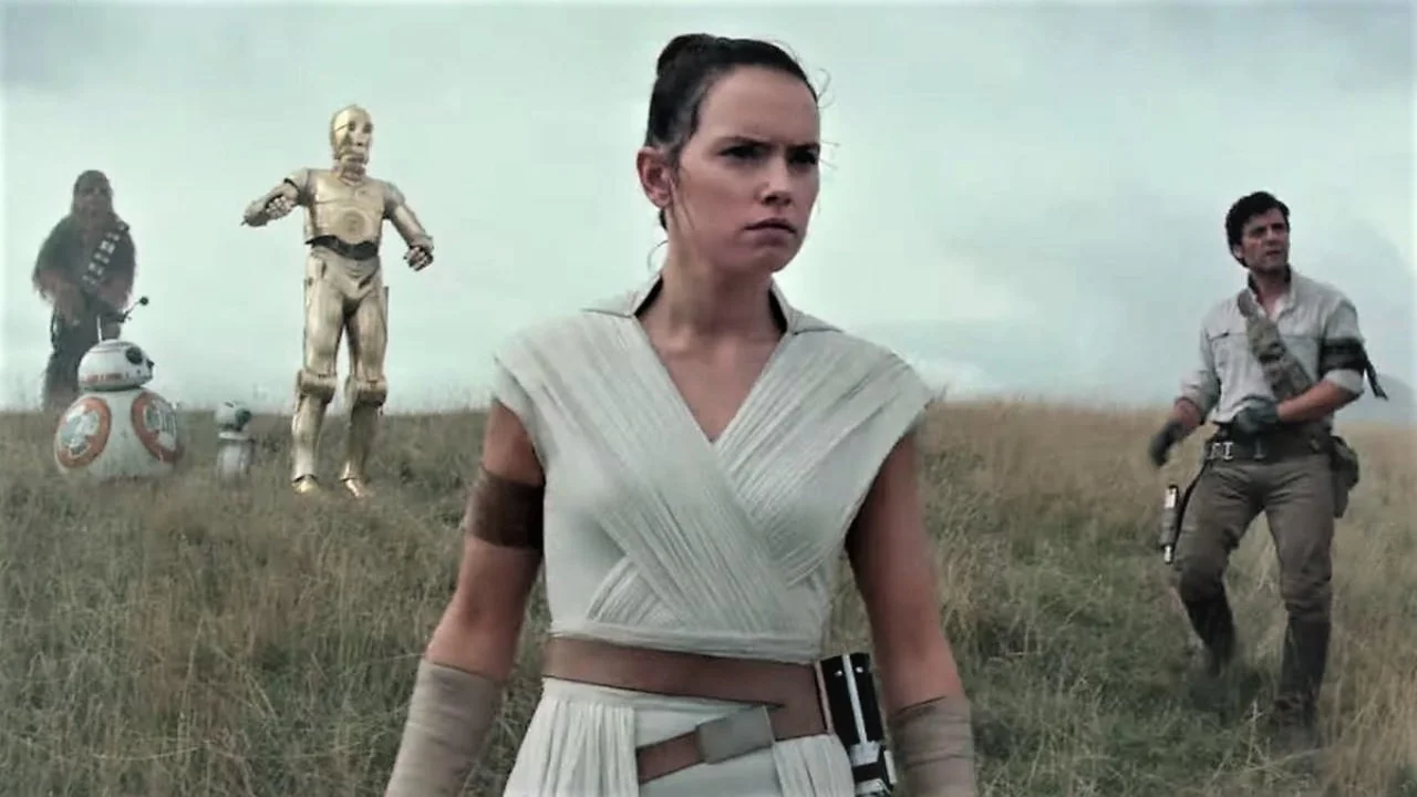 Emiratos Árabes censura la película de Star Wars por un beso entre dos mujeres