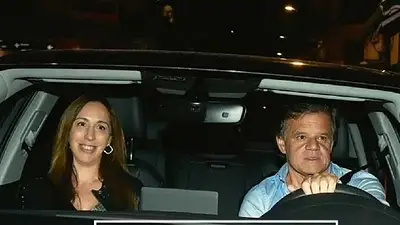Revelan nuevos detalles de cómo recibirán el 2020 María Eugenia Vidal y Enrique Sacco en París Revelan nuevos detalles de cómo recibirán el 2020 María Eugenia Vidal y Enrique Sacco en París