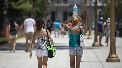 Infierno de temperatura en Buenos Aires: a qué hora llega la lluvia y el alivio Infierno de temperatura en Buenos Aires: a qué hora llega la lluvia y el alivio