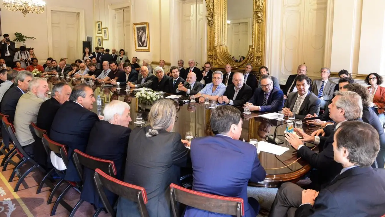 Fuerte respaldo al gobierno de Alberto Fernández de cara a la negociación de la deuda