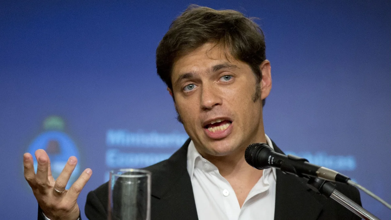 Axel Kicillof tildó de "irresponsable" a Cambiemos y aseguró que no aceptará "extorsiones" para aprobar la ley impositiva