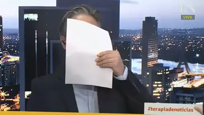 El angustiante mensaje de periodista de La Nación que lloró en vivo por el final de su programa El angustiante mensaje de periodista de La Nación que lloró en vivo por el final de su programa