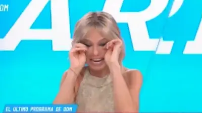 La despedida de Mariana Fabbiani de Canal 13 en medio del llanto La despedida de Mariana Fabbiani de Canal 13 en medio del llanto
