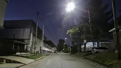 Quilmes comenzó a instalar luces LED en su programa por la prevención del delito Quilmes comenzó a instalar luces LED en su programa por la prevención del delito
