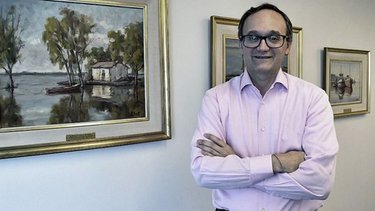 La industria aceitera cruzó a productores por retención de granos