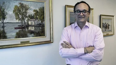 La industria aceitera cruzó a productores por retención de granos
