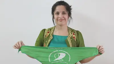 La diputada que dedicó su voto a sus hijas al atravesar un problema personal: "Va a ser ley" La diputada que dedicó su voto a sus hijas al atravesar un problema personal: "Va a ser ley"