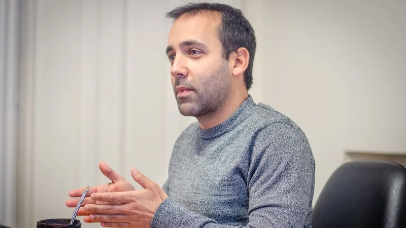 El diputado del FdT que hizo mea culpa al votar a favor del aborto: "Toda la responsabilidad recae en la mujer"