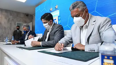 Habrá que escolarizarse Para jugar en inferiores de clubes de fútbol Habrá que escolarizarse Para jugar en inferiores de clubes de fútbol