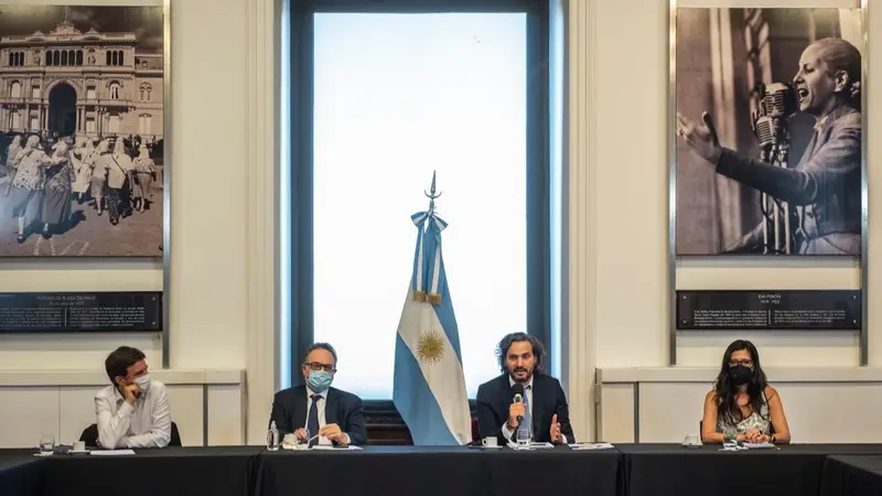 Reunión del Gobierno por Ley de Góndolas y programas de precios