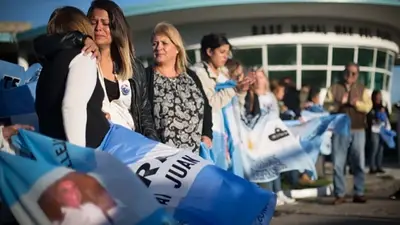 Familiares de los tripulantes del ARA San Juan desmienten pedir un resarcimiento millonario: "Esto es una reacción de Aguad" Familiares de los tripulantes del ARA San Juan desmienten pedir un resarcimiento millonario: "Esto es una reacción de Aguad"