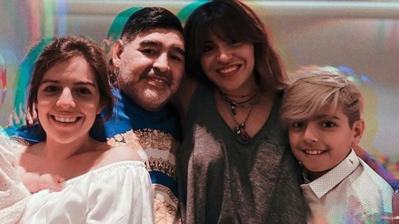 La inesperada decisión de Gianinna a días de la muerte de Diego Maradona
