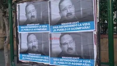 Aborto legal: escrache de antiderechos contra un senador que votaría a favor Aborto legal: escrache de antiderechos contra un senador que votaría a favor