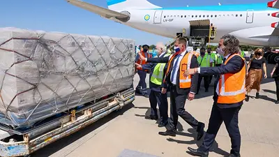 Cómo es el operativo de custodia de las vacunas rusas Sputnik V en Argentina Cómo es el operativo de custodia de las vacunas rusas Sputnik V en Argentina