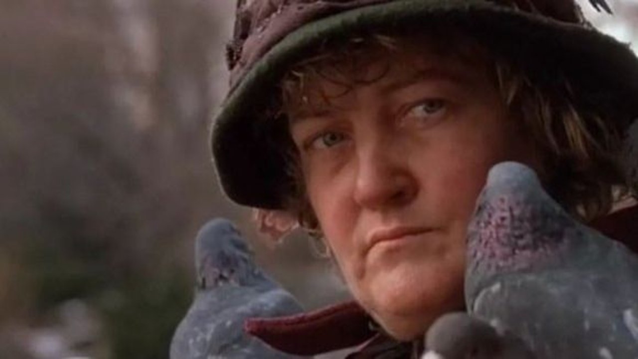 Mi pobre angelito: la mujer de las palomas pasará la Navidad "triste y sola"