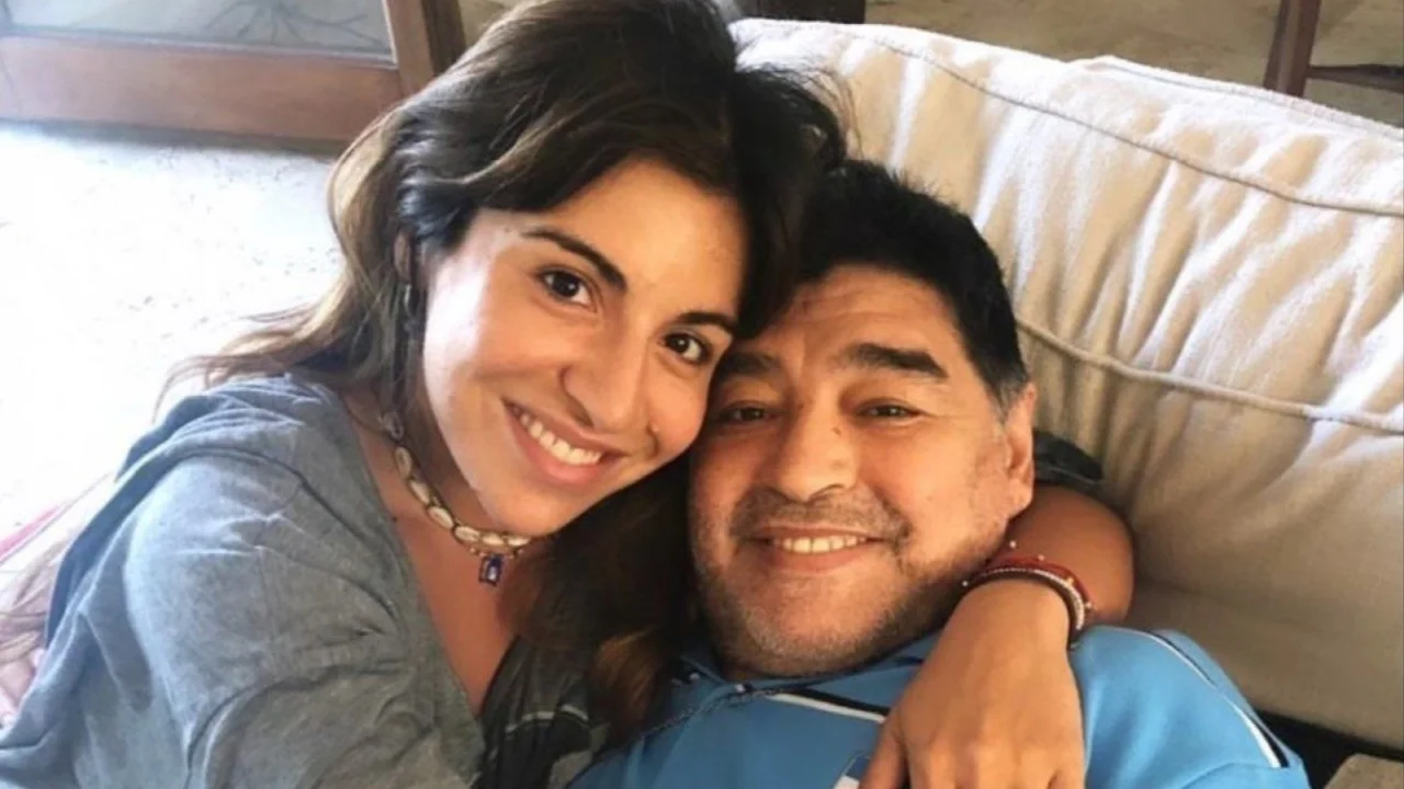 Gianinna Maradona y Diego Maradona 