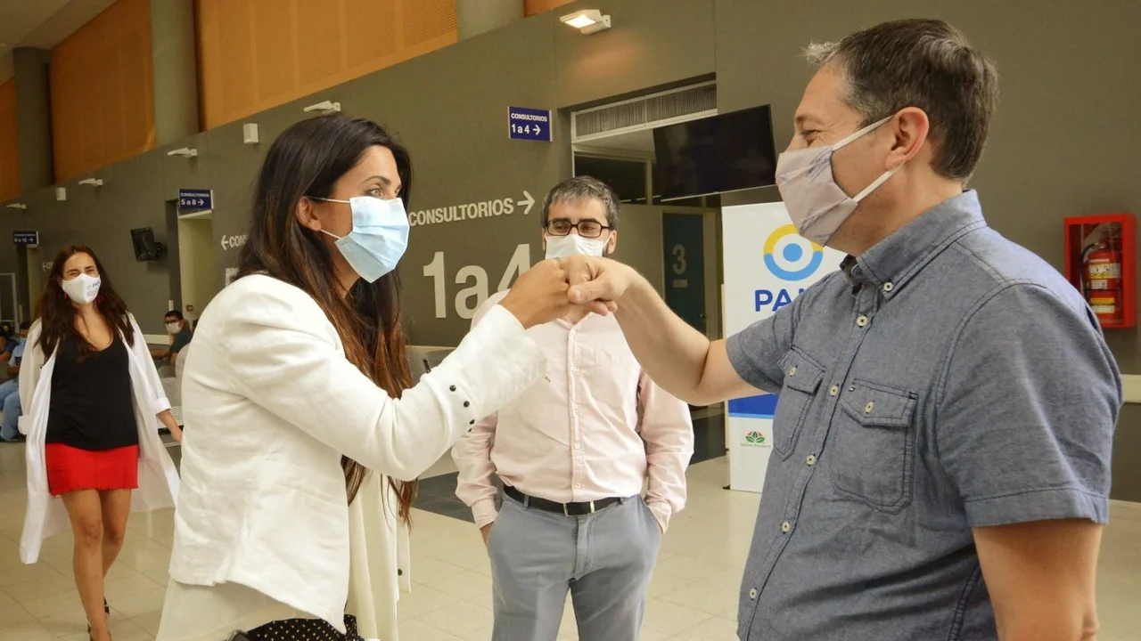 Primeras vacunas del PAMI contra el coronavirus en Esteban Echeverría