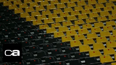 Partidos de la Bundesliga tendrán asistencia reducida en medio de alza de casos coronavirus Partidos de la Bundesliga tendrán asistencia reducida en medio de alza de casos coronavirus