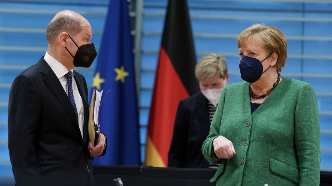 Angela Merkel y Olaf Scholz