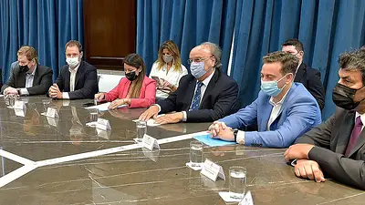 Con la nueva línea de leasing del Gobierno, el BICE suma $ 1.000 millones para inversión de PyMEs Con la nueva línea de leasing del Gobierno, el BICE suma $ 1.000 millones para inversión de PyMEs