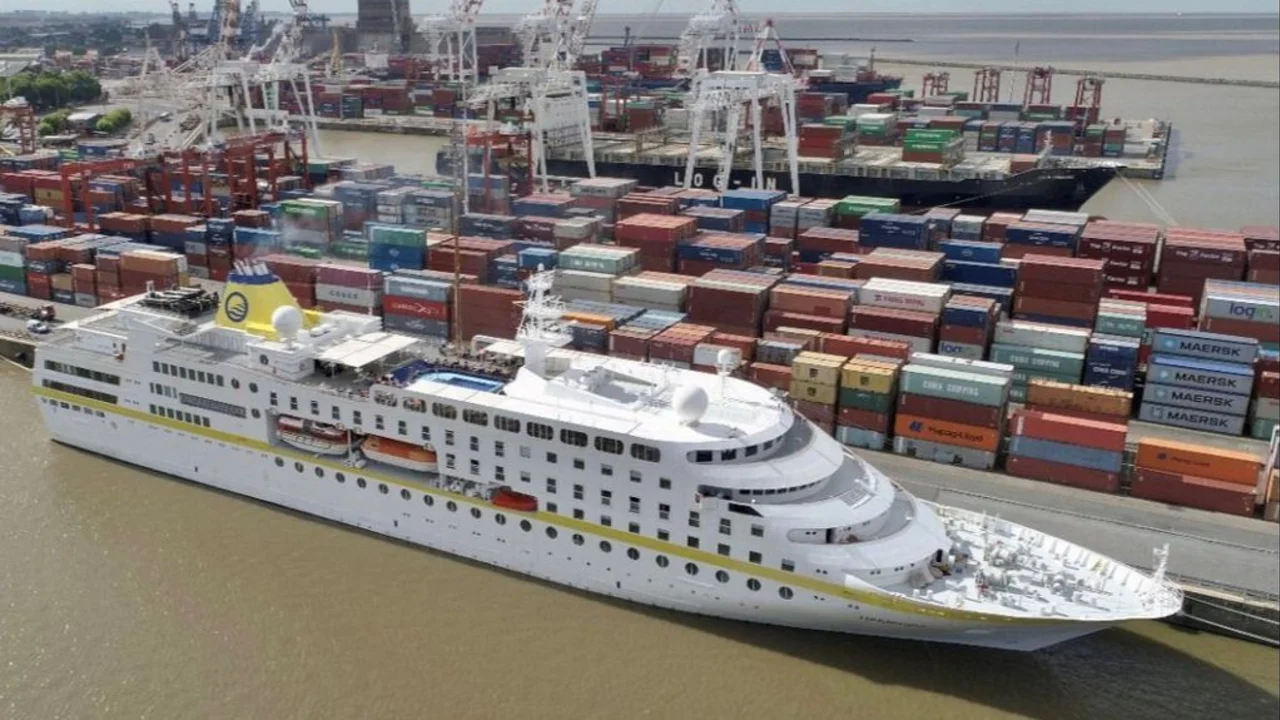 Tras descartar casos de COVID-19, Salud levantó el aislamiento del Buque Hamburg