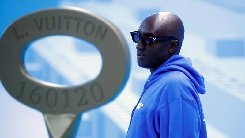 El carisma de Virgil Abloh se extiende más allá del lujo de Louis Vuitton