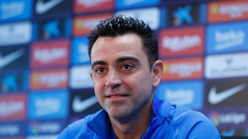 Xavi dice que Messi merece su séptimo Balón de Oro