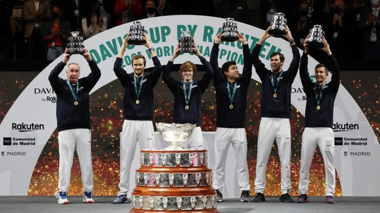 Medvedev lidera a Rusia para ganar la Copa Davis