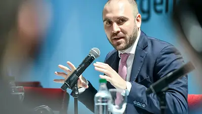 Martín Guzmán advirtió al FMI si empuja al país a una crisis: "Pierde legitimidad" Martín Guzmán advirtió al FMI si empuja al país a una crisis: "Pierde legitimidad"