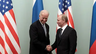 Cumbre virtual entre Biden y Putin por las tensiones en torno a Ucrania Cumbre virtual entre Biden y Putin por las tensiones en torno a Ucrania