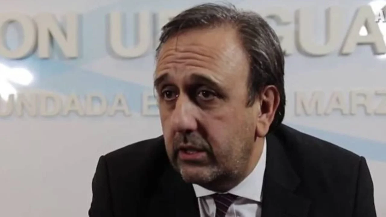 La frase machista del dirigente de Uruguay que quiere convencer a Gallardo